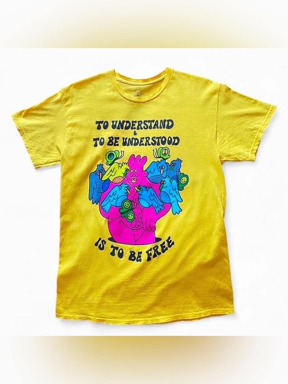 DREYFUS ART Short Sleeve Graphic Tee | M | Yellow, Pink, Blue